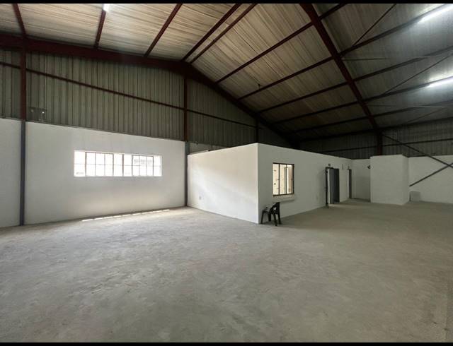 M² WAREHOUSE FOR SALE IN POLOKWANE INDUSTRIA
